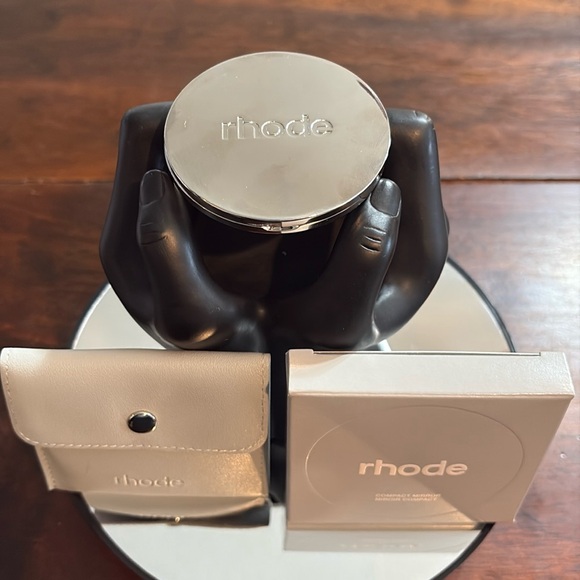RHODE by Hailey Bieber Silver Compact Mirror - Picture 3 of 7